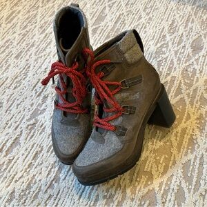 SOREL weatherproof Quarry Gray Blake Heeled Bootie Size 9.5